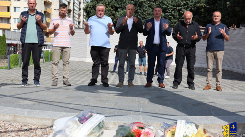 Povodom obilježavanja 33. godišnjice formiranja 1. korpusa Armije RBiH: Odata počast poginulim braniocima