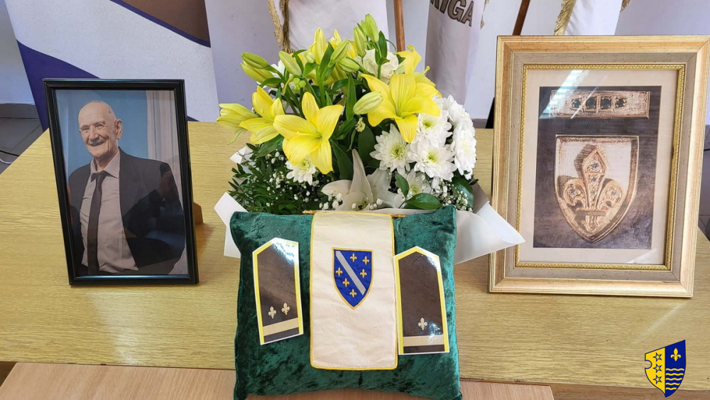 Vječno i s ponosom ćemo pamtiti našeg komandanta Muja Rišljanina, poruka je sa današnje komemoracije